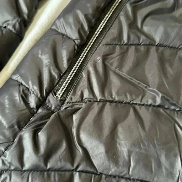 Gap Black Puffer Coat lightweight Small - Picture 2 of 6